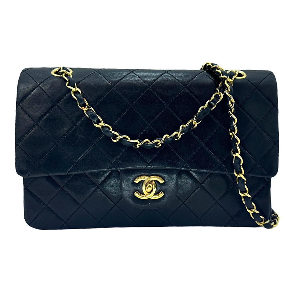 Auth Chanel Vintage Double Flap Classic Bag Black Medium